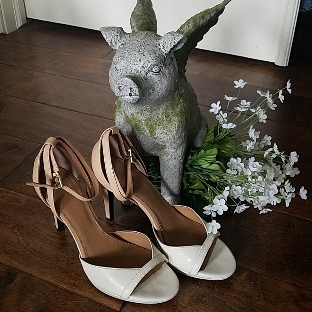 Calvin Klein Womens Persy Platform Dress Sandle